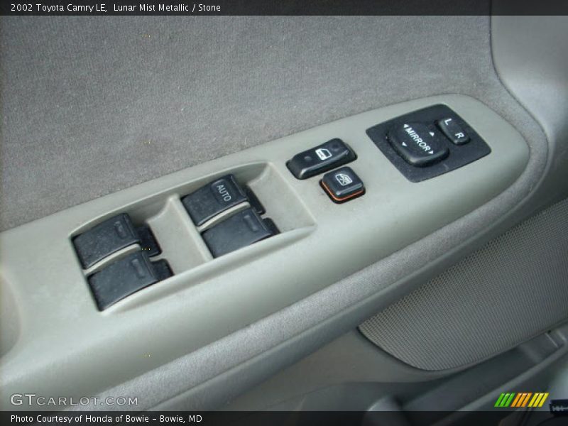 Lunar Mist Metallic / Stone 2002 Toyota Camry LE