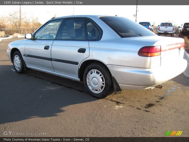 Quick Silver Metallic / Gray 1995 Subaru Legacy L Sedan