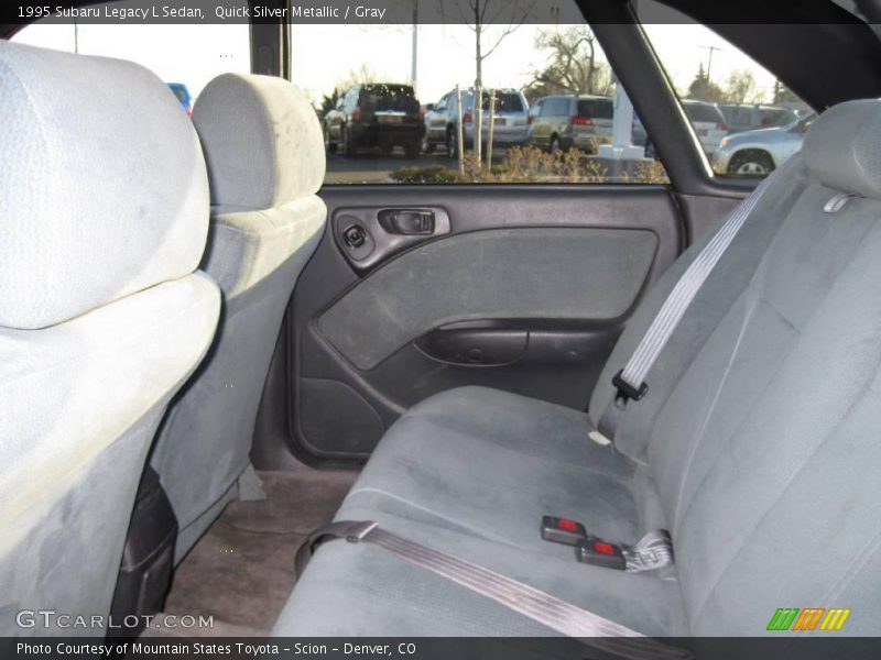 Quick Silver Metallic / Gray 1995 Subaru Legacy L Sedan