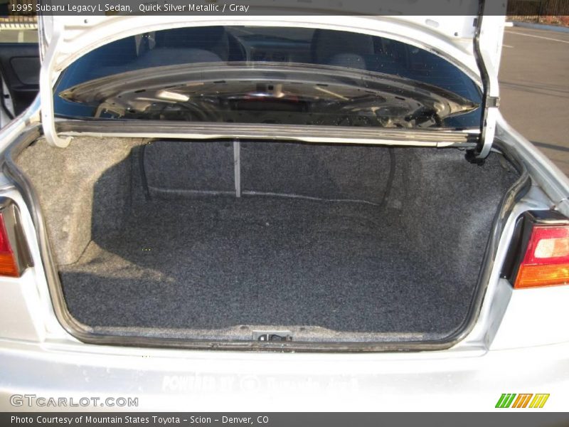 Quick Silver Metallic / Gray 1995 Subaru Legacy L Sedan