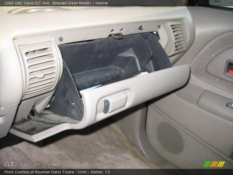 Emerald Green Metallic / Neutral 1996 GMC Yukon SLT 4x4
