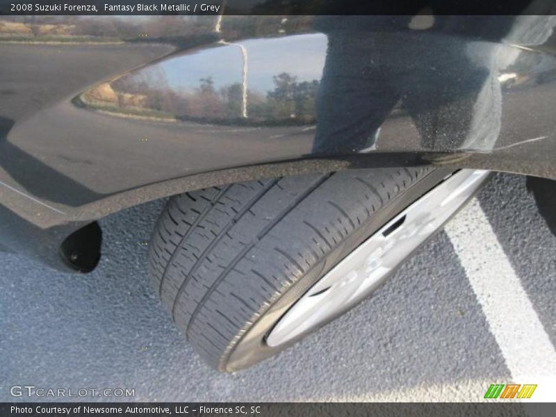Fantasy Black Metallic / Grey 2008 Suzuki Forenza