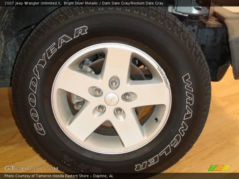 Bright Silver Metallic / Dark Slate Gray/Medium Slate Gray 2007 Jeep Wrangler Unlimited X