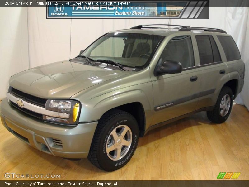 Silver Green Metallic / Medium Pewter 2004 Chevrolet TrailBlazer LS