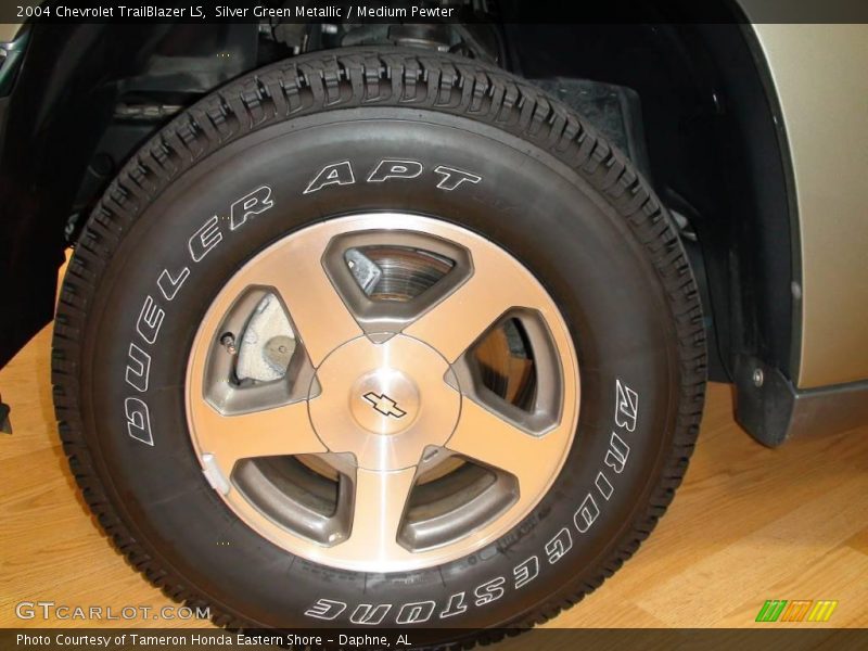 Silver Green Metallic / Medium Pewter 2004 Chevrolet TrailBlazer LS