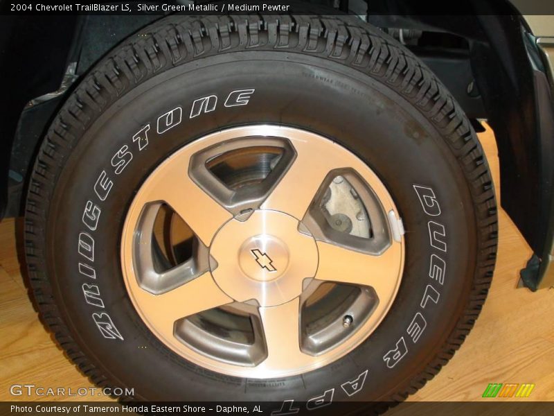 Silver Green Metallic / Medium Pewter 2004 Chevrolet TrailBlazer LS
