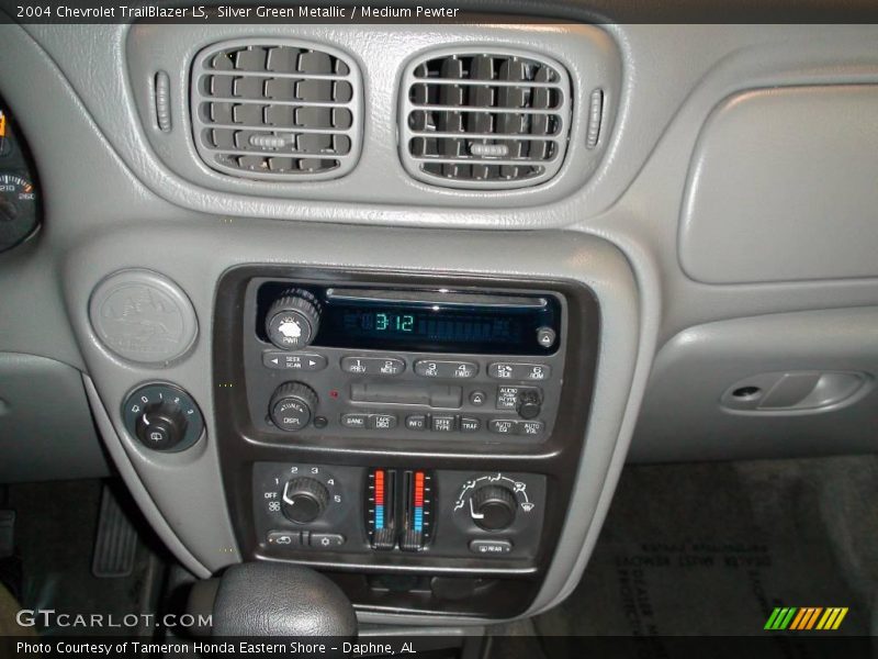 Silver Green Metallic / Medium Pewter 2004 Chevrolet TrailBlazer LS