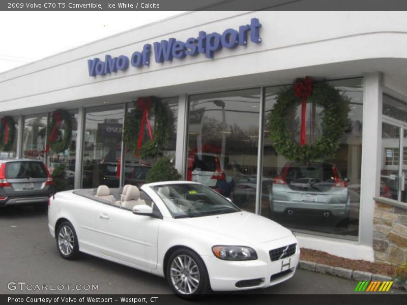 Ice White / Calcite 2009 Volvo C70 T5 Convertible