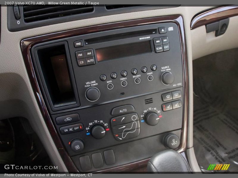 Willow Green Metallic / Taupe 2007 Volvo XC70 AWD