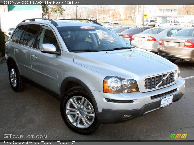 Silver Metallic / Off Black 2010 Volvo XC90 3.2 AWD
