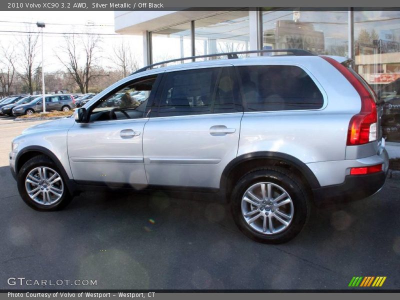 Silver Metallic / Off Black 2010 Volvo XC90 3.2 AWD