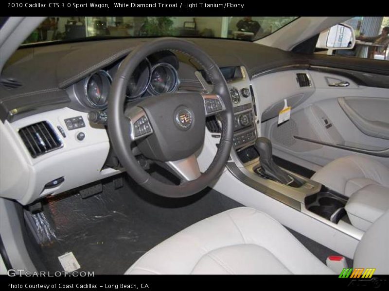 White Diamond Tricoat / Light Titanium/Ebony 2010 Cadillac CTS 3.0 Sport Wagon