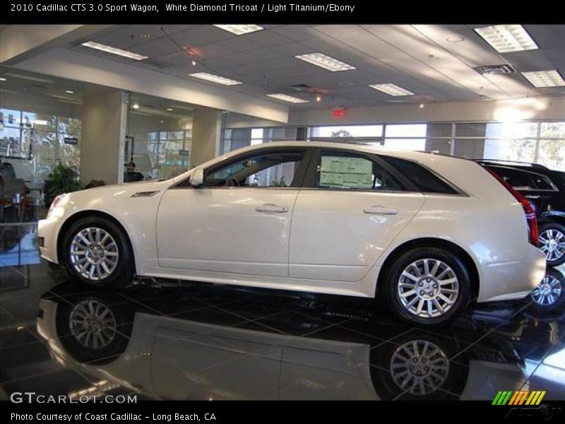 White Diamond Tricoat / Light Titanium/Ebony 2010 Cadillac CTS 3.0 Sport Wagon
