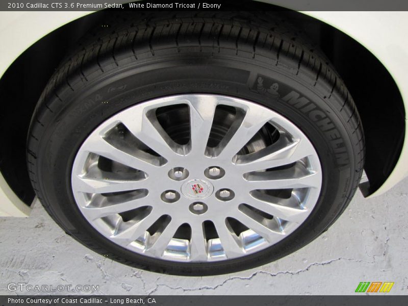 White Diamond Tricoat / Ebony 2010 Cadillac CTS 3.6 Premium Sedan