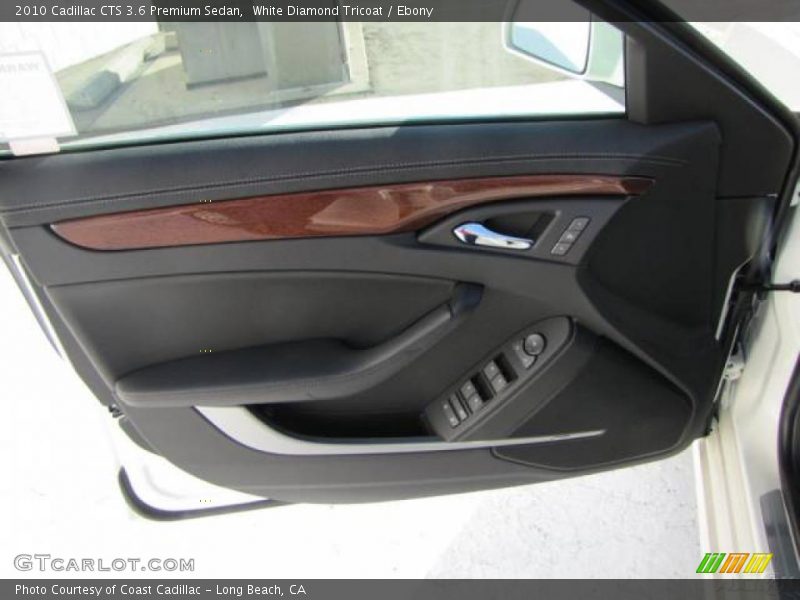 White Diamond Tricoat / Ebony 2010 Cadillac CTS 3.6 Premium Sedan