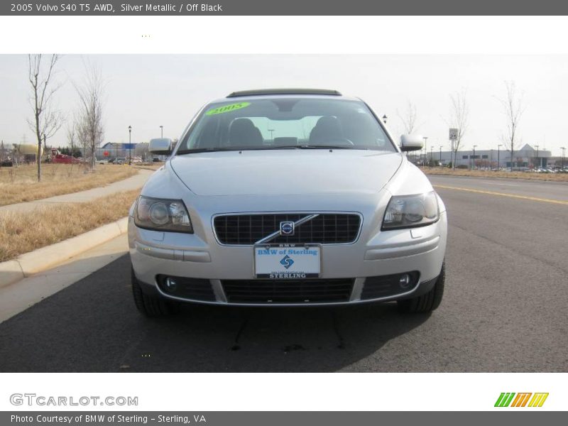 Silver Metallic / Off Black 2005 Volvo S40 T5 AWD
