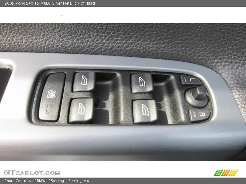 Silver Metallic / Off Black 2005 Volvo S40 T5 AWD