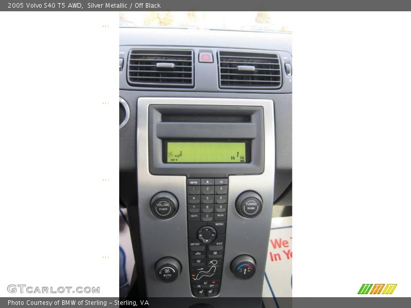 Silver Metallic / Off Black 2005 Volvo S40 T5 AWD
