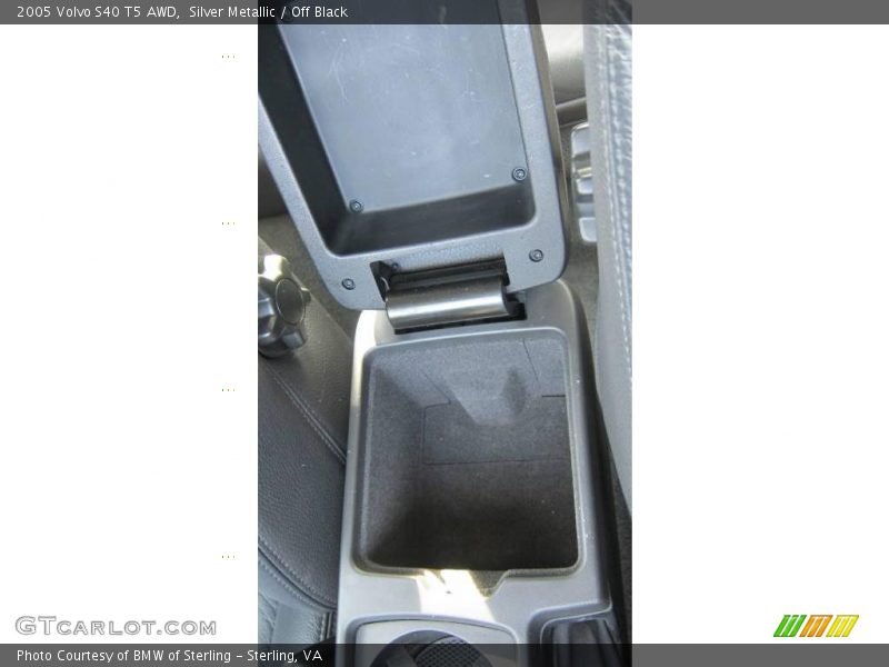 Silver Metallic / Off Black 2005 Volvo S40 T5 AWD