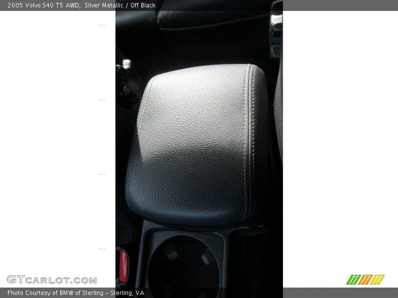 Silver Metallic / Off Black 2005 Volvo S40 T5 AWD