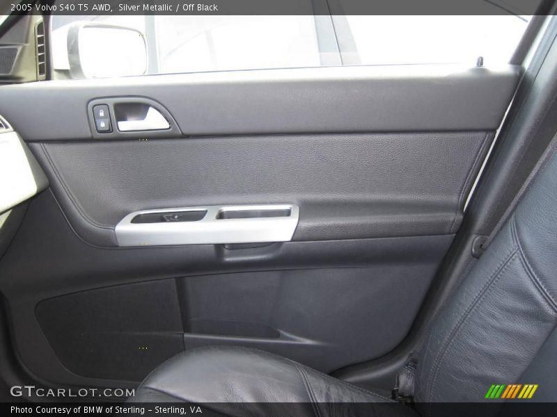 Silver Metallic / Off Black 2005 Volvo S40 T5 AWD
