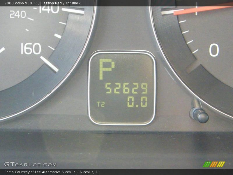 Passion Red / Off Black 2008 Volvo V50 T5