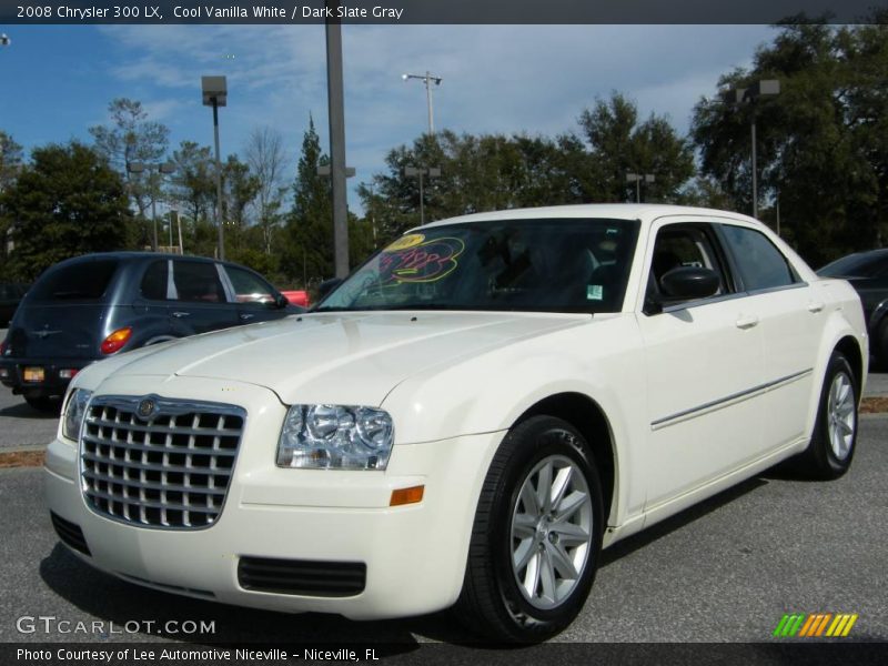 Cool Vanilla White / Dark Slate Gray 2008 Chrysler 300 LX