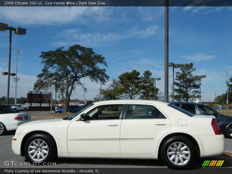 Cool Vanilla White / Dark Slate Gray 2008 Chrysler 300 LX
