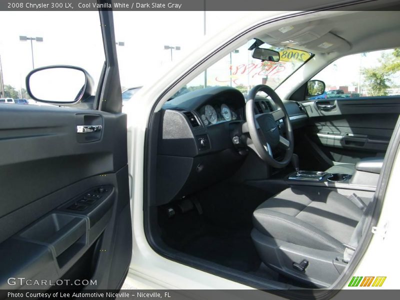 Cool Vanilla White / Dark Slate Gray 2008 Chrysler 300 LX