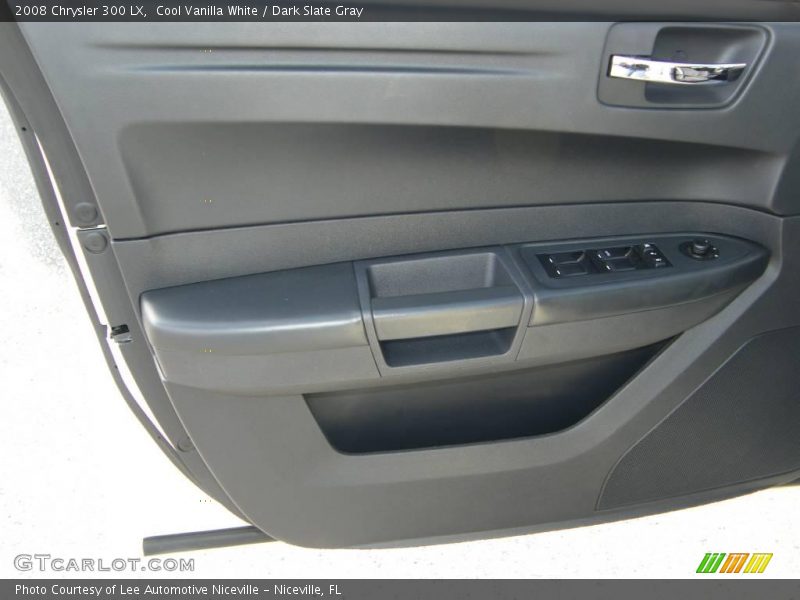 Cool Vanilla White / Dark Slate Gray 2008 Chrysler 300 LX