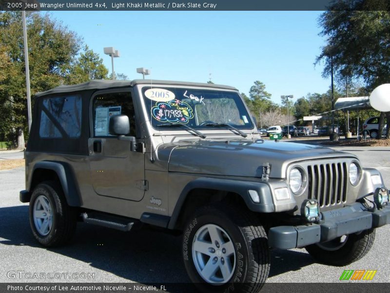 Light Khaki Metallic / Dark Slate Gray 2005 Jeep Wrangler Unlimited 4x4