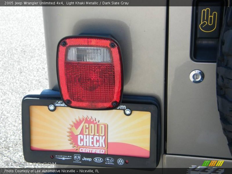 Light Khaki Metallic / Dark Slate Gray 2005 Jeep Wrangler Unlimited 4x4