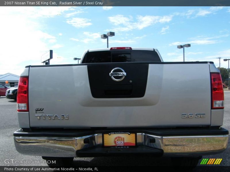 Radiant Silver / Steel Gray 2007 Nissan Titan SE King Cab