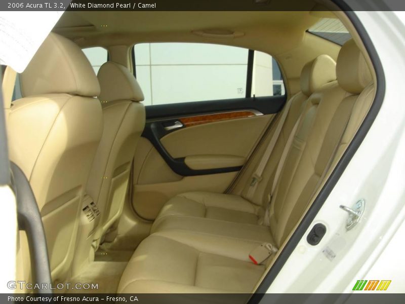 White Diamond Pearl / Camel 2006 Acura TL 3.2