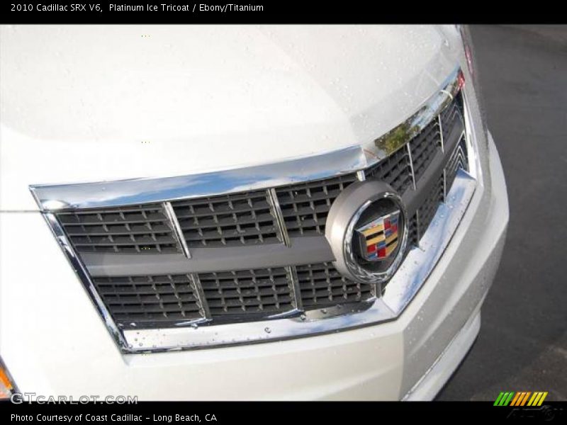 Platinum Ice Tricoat / Ebony/Titanium 2010 Cadillac SRX V6