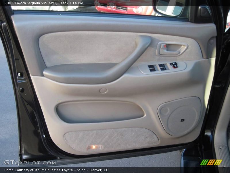 Black / Taupe 2007 Toyota Sequoia SR5 4WD