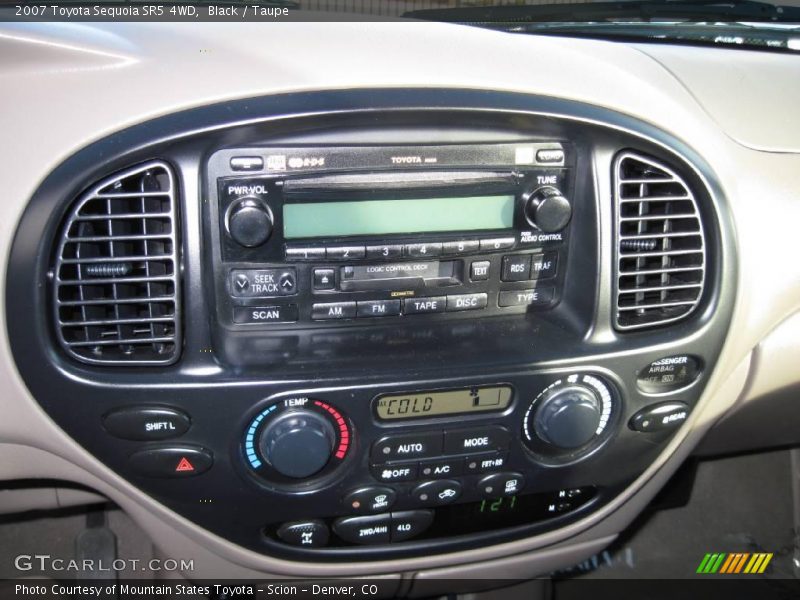 Black / Taupe 2007 Toyota Sequoia SR5 4WD