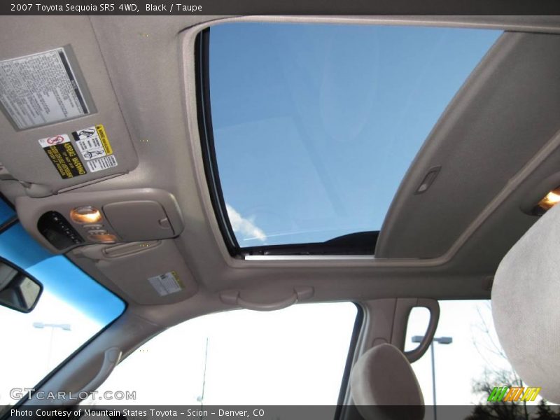 Black / Taupe 2007 Toyota Sequoia SR5 4WD