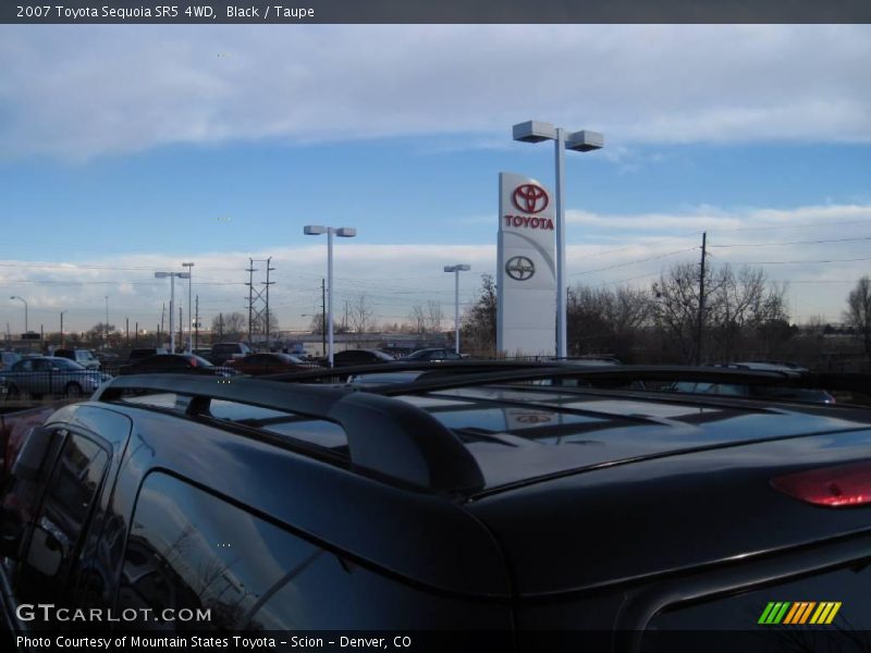 Black / Taupe 2007 Toyota Sequoia SR5 4WD