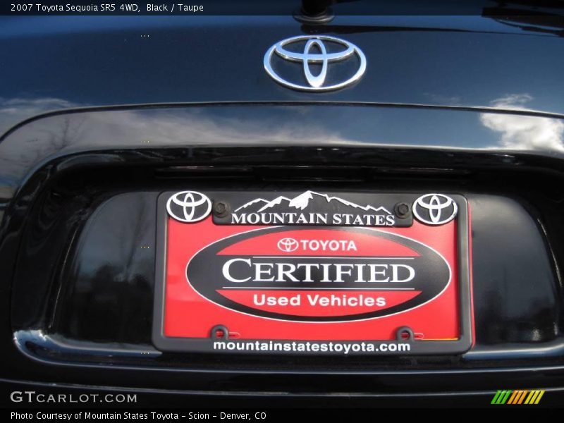 Black / Taupe 2007 Toyota Sequoia SR5 4WD