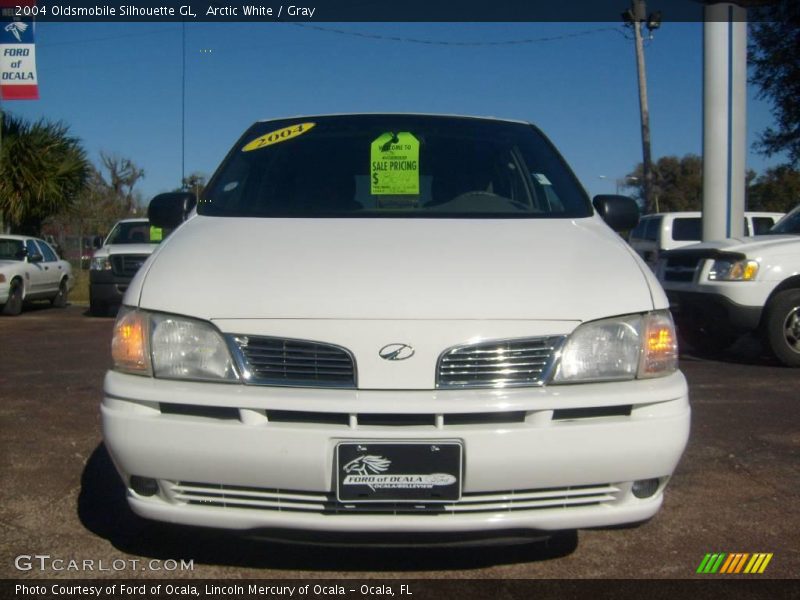 Arctic White / Gray 2004 Oldsmobile Silhouette GL