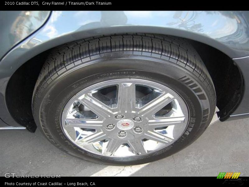 Grey Flannel / Titanium/Dark Titanium 2010 Cadillac DTS