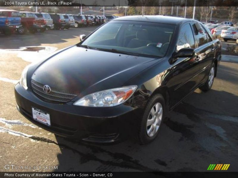 Black / Taupe 2004 Toyota Camry LE
