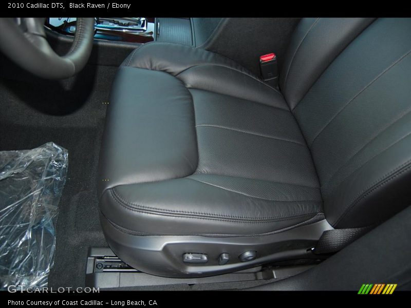 Black Raven / Ebony 2010 Cadillac DTS