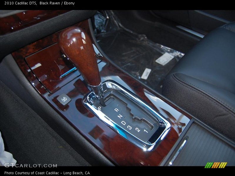 Black Raven / Ebony 2010 Cadillac DTS
