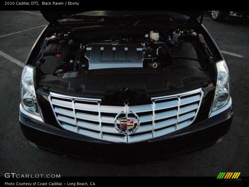 Black Raven / Ebony 2010 Cadillac DTS