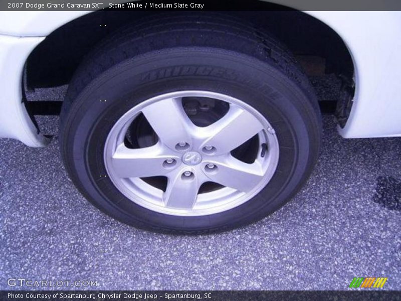 Stone White / Medium Slate Gray 2007 Dodge Grand Caravan SXT