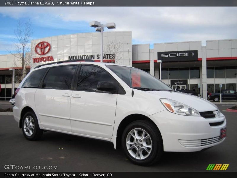Natural White / Taupe 2005 Toyota Sienna LE AWD