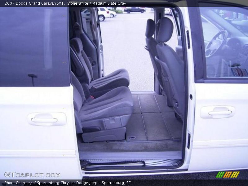Stone White / Medium Slate Gray 2007 Dodge Grand Caravan SXT