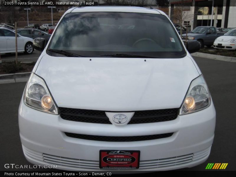 Natural White / Taupe 2005 Toyota Sienna LE AWD